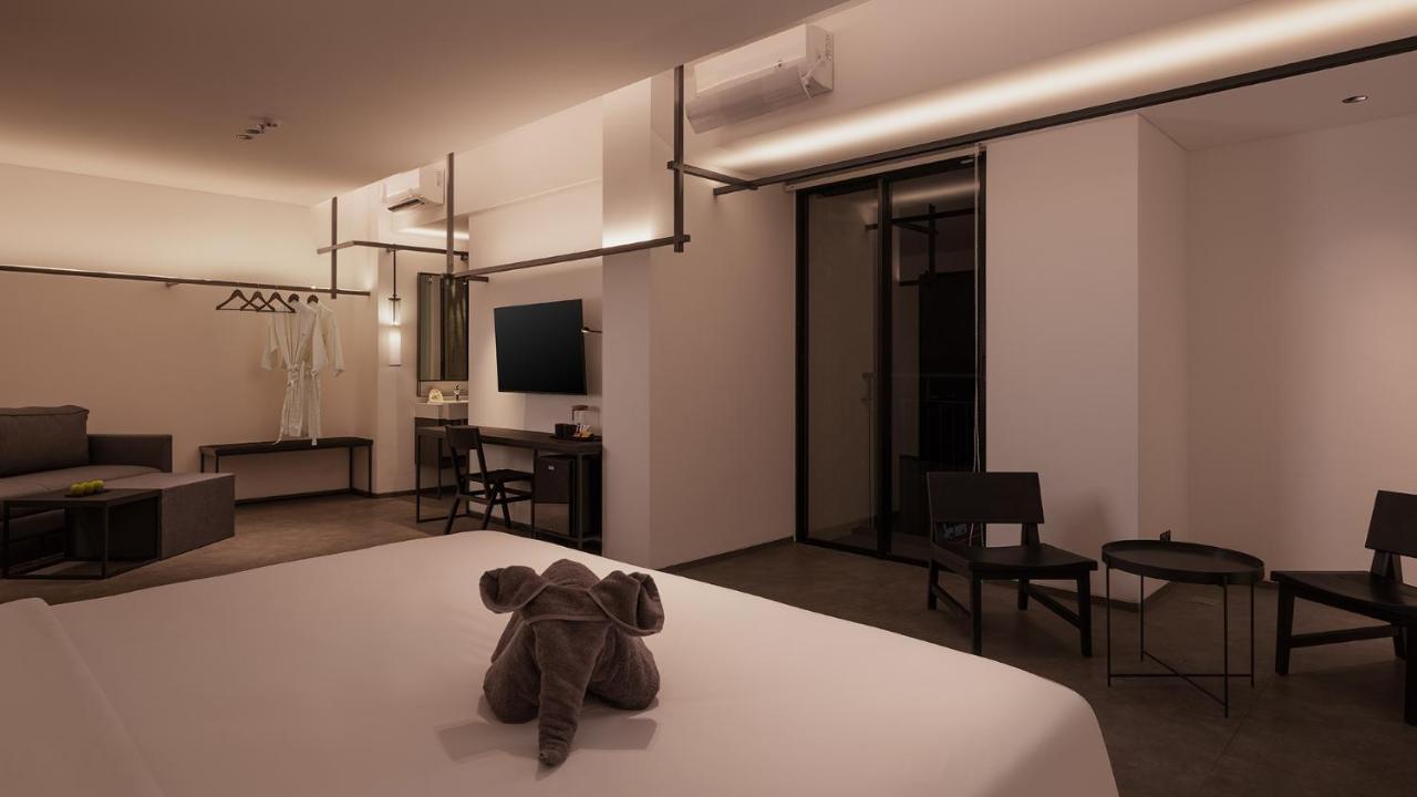 Rez Hotel Semarang