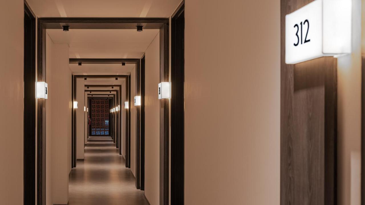 Rez Hotel
